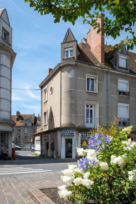 Saint -louis 3 -centre Ville-studette